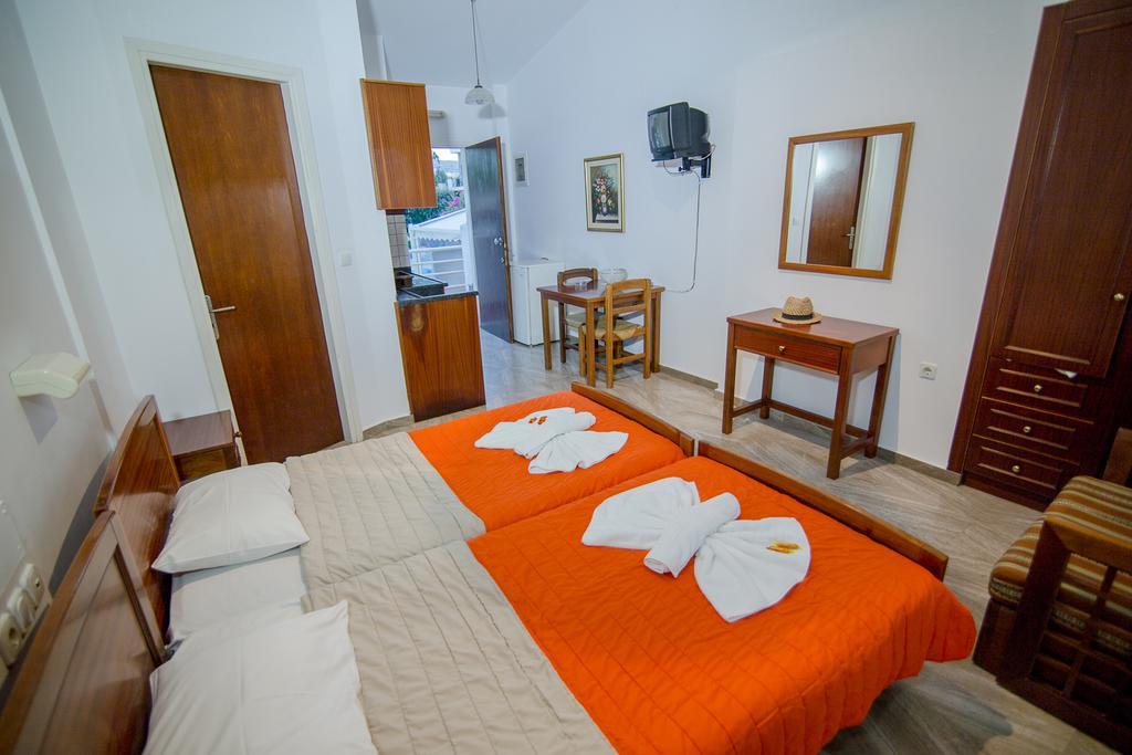 Elpida Aparthotel Gouves Exterior foto